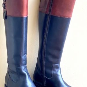 Womans Frye boots size 7